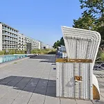 Amber Apartman *