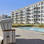 Amber Apartman *