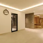 Amber Apartman *