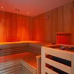 Amber Apartman *