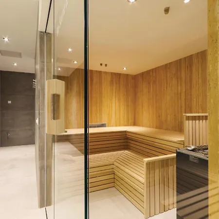 Апартаменты Amber *