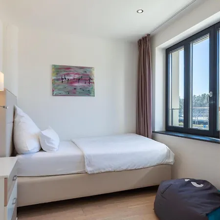 Amber Apartment